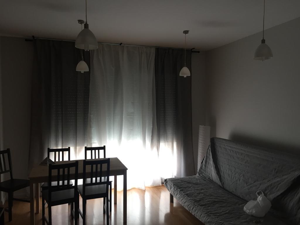 Hostal Restaurante Avenida De Madrid Тарраса Екстер'єр фото